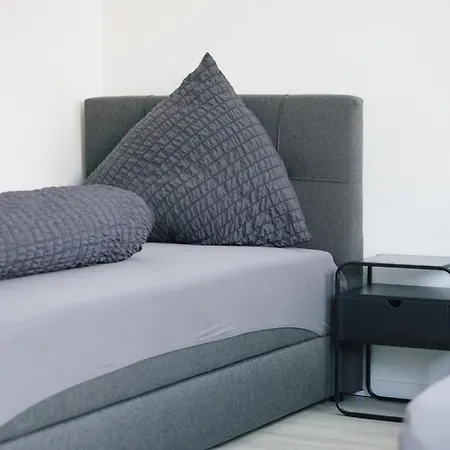 In Apartment Metzingen (Tubingen)